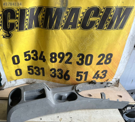 VW Caddy Orta Konsol Bardaklık - 2K0863241C Orijinal Parça