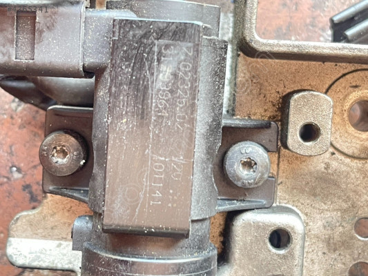 VOLVO S80 S60 XC60 TURBO BASINÇ KONTROL VALFİ