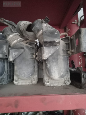 Mitsubishi Fuso Canter Euro 5 İçin Hava Filtre Kazanı