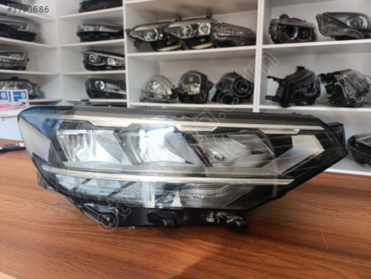 PASSAT B8 SAĞ FAR FUL LED ORJİNAL ÇIKMA