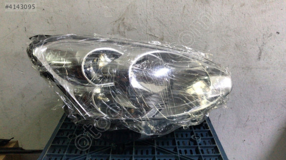 PEUGEOT PARTNER SAĞ ÖN FAR SIFIR YEDEK PARÇA