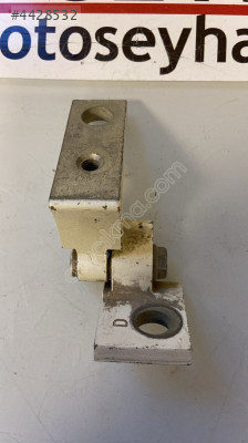 Fiat linea 2015 Sağ arka kapı üst menteşesi