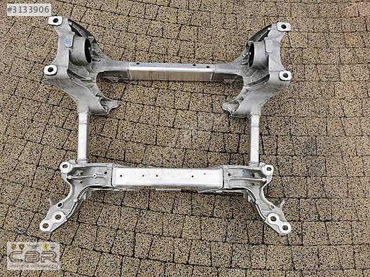 AUDİ E TRON TRAVERS ALT BEŞİK 4KE399313