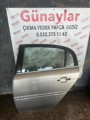 OPEL VECTRA C SOL ARKA KAPI