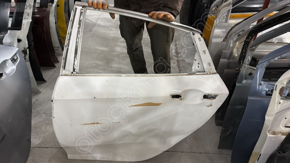 HONDA CİVİC ÇIKMA ORJİNAL SOL ARKA KAPI BD1