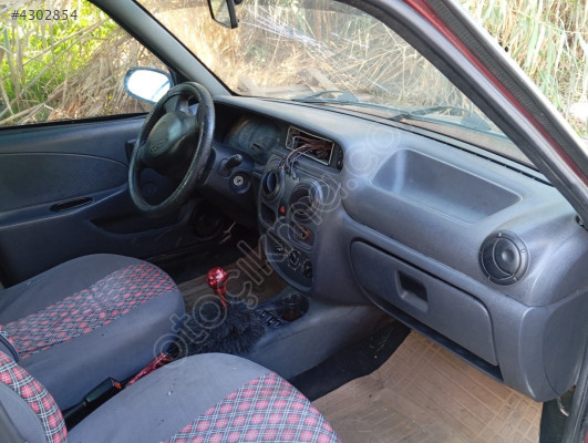 Dacia solenzo Göğüslük orj çıkma