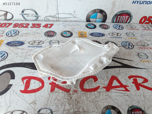 TOYOTA COROLLA SAĞ ÖN KAPI SES YALITIM PANELİ ÇIKMA 67831-02460