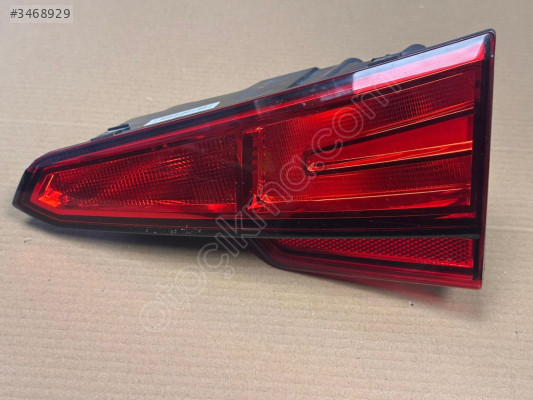 AUDİ A4 B9 16-19 STOP LAMBASI İÇ SAĞ (LEDSİZ) 8W5945076