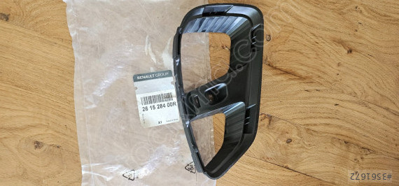Captur 2-II Sis Far Çerçeve Sağ 261528400R -Renault Mais