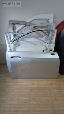 VOLKSWAGEN GOLF 8 ORJİNAL ÇIKMA SAĞ ÖN KAPI