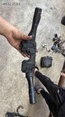 2012-2016 RENAULT FLUENCE FAR SİLECEK KOLU ORJ ÇIKMA