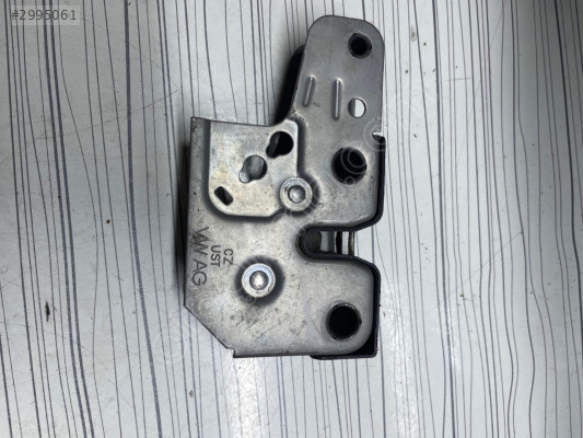 Volkswagen Transporter T6 T7 Kaput Kilidi  OEM / ORJINAL