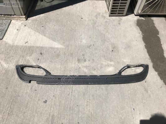 MERCEDES C SERİ W205 AMG ARKA TAMPON DİFÜZÖRÜ 2058856238