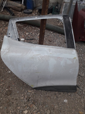 RENAULT CLİO 4 SAG ARKA KAPI