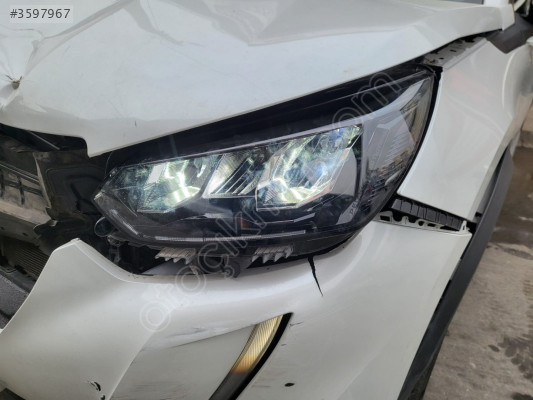 2023 Peugeot 2008 SOL ÖN FAR