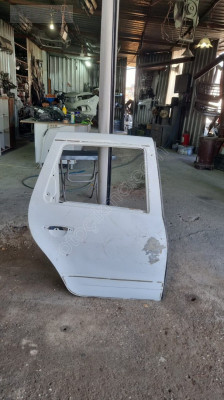 Renualt dacia duster 2014 model sag arka kapi