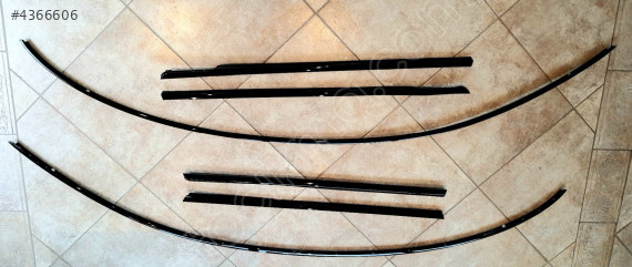 CLA 200 - W118 için sağsol polycarbon siyah cam kenarı çıtaları