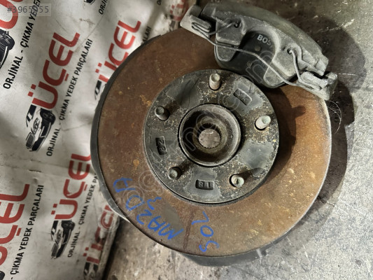 MAZDA 3 2010 B SAĞ SOL TAŞIYICI-KALİPER ÜÇEL OTO ÇIKMA BURSA