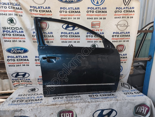 Volkswagen Passat B 6 sağ ön kapı