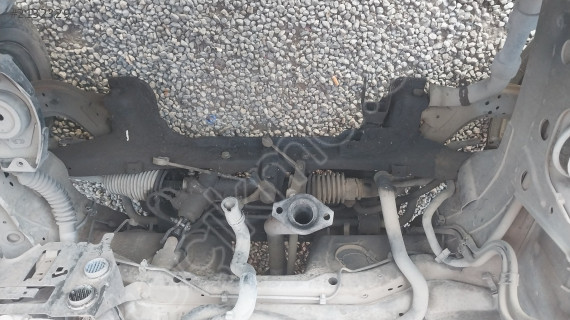 Peugeot partner 1.9 motor traversi