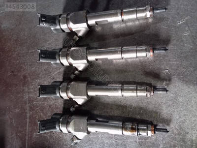 SUZUKİ VİTARA 1.9 ENJEKTÖR 0445110230