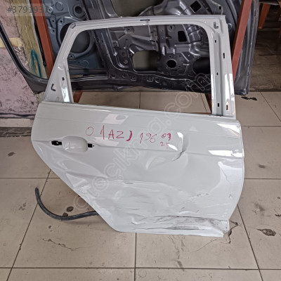 Orjinal Çıkma VW Polo Sağ Ön Kapı -