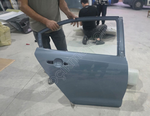 2019/2024 TOYOTA COROLLA SAĞ ARKA KAPI ORJINAL BOYASIZ