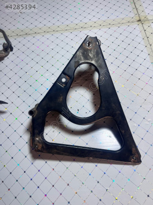 MEGANE 1 -98 2.0 HAVA FİLTRESİ SABİTLEME DEMİRİ