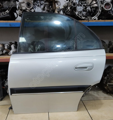 OPEL OMEGA SOL ARKA KAPI KONUK OTO 05323167898