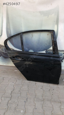 BMW F30 ORJİNAL ÇIKMA SAĞ ARKA KAPI