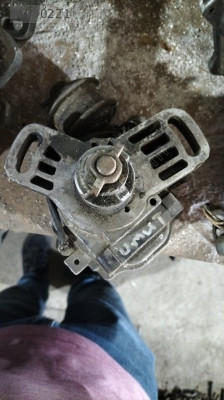 Toyota Corolla 1.3 Karbüratörlü Çıkma Orjinal Distribütör