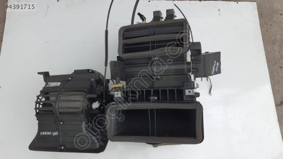 fiat fiorino 2018 1.3 kalorifer kutusu/kazanı (son fiyat)