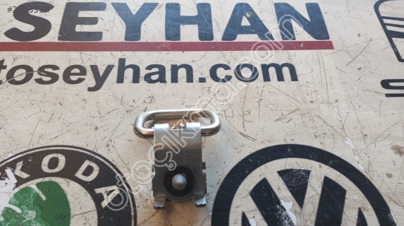 5H0863503B vw Golf 8 bagaj bağlama kancası