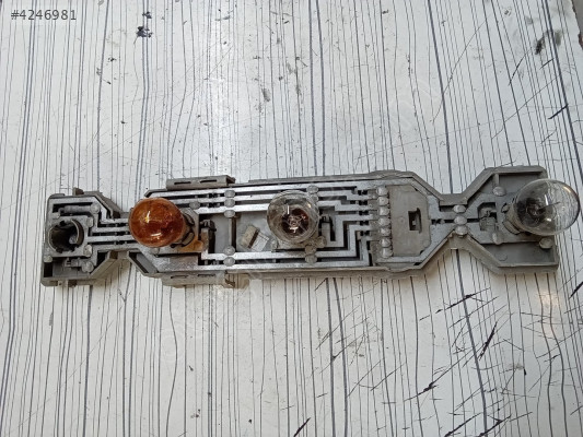 2T1413N412AB ford connect 2002-13 sol arka stop duyu