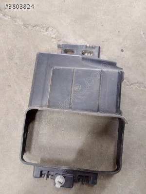215587717R CLIO V 5 INTERCOOLER YÖNLENDIRICI MAIS
