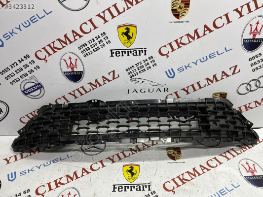 Maserati levante ön tampon orta ızgara çıkma yedek parça