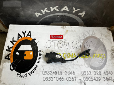 18002Au410 Nissan Almera Gaz Pedalı N16 Orjinal Çıkma