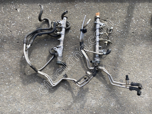 AUDİA4 A5 A6 YAKIT ENJEKTÖR KÜTÜĞÜ 03L130089Q