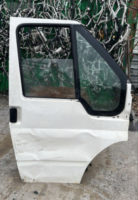 FORD TRANSİT V184 SAĞ ÖN KAPI ÇIKMA