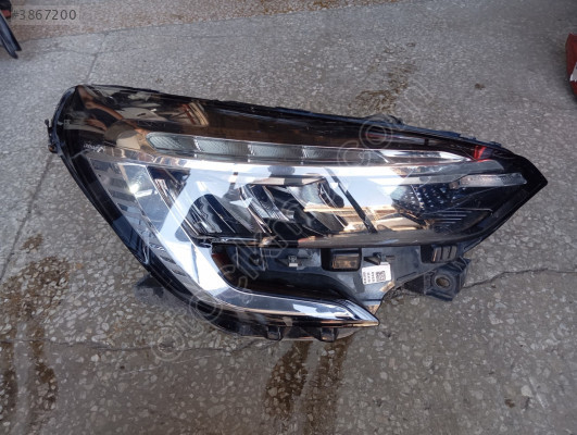Renault Clio 5 Modeli İçin Sağ Ön Far - Oto Çıkma Parçalar