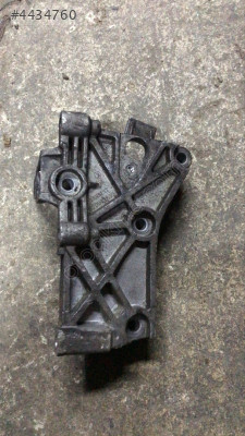 Dacia duster 1.5 DCİ silindir kapak ön parça