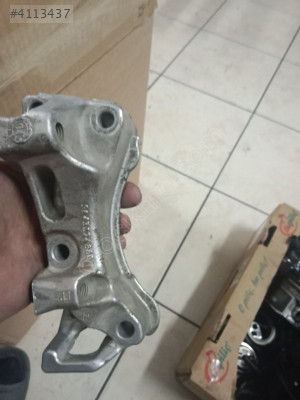 Peugeot Citroen motor kulağı kod 9643574880