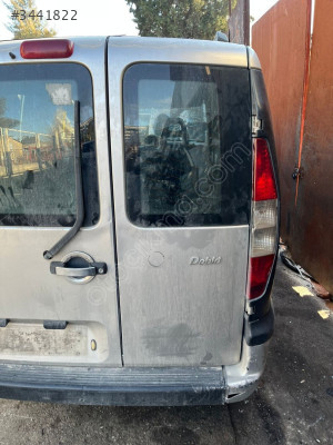 FİAT DOBLO SAĞ TARAF BAGAJ KAPAĞI ORJİNAL