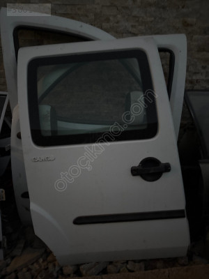 Fiat Doblo sağ raylı kapı