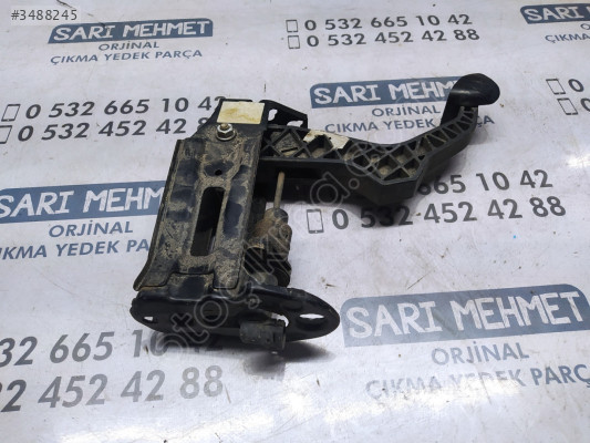 ÇIKMA VW GOLF 4 DEBRİYAJ PEDALI