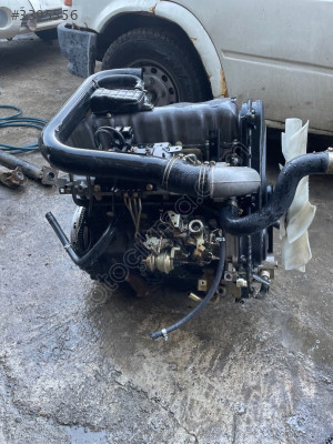 MAZDA B2500 KOMPLE MOTOR