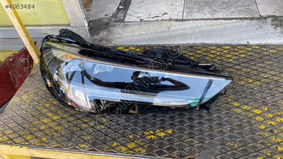 OPEL İNSİGNİA B MAKYAJLI SAĞ FAR LEDLİ ÇIKMA 39136826 CANCAN OPEL
