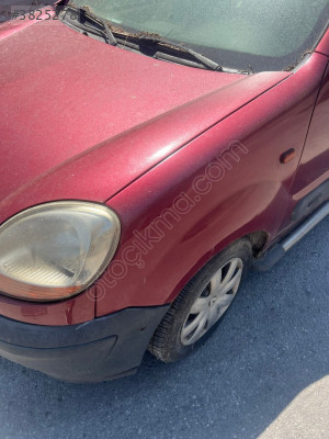 Renault Kango sol ön çamurluk dolu hatasız