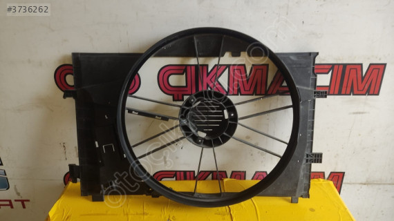 A2035001793 MERCEDES CLK W203 FAN ÇERÇEVESİ