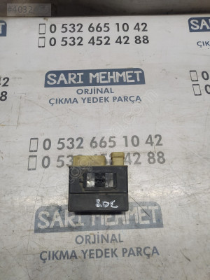 ÇIKMA PEUGEOT 308 KIZDIRMA RÖLESİ 9662570880